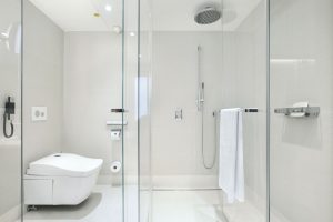 toto-dusch-WC-im Kempinski-muenchen