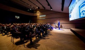 die-gebaeudetechnik-de-uponor-kongress-auditorium